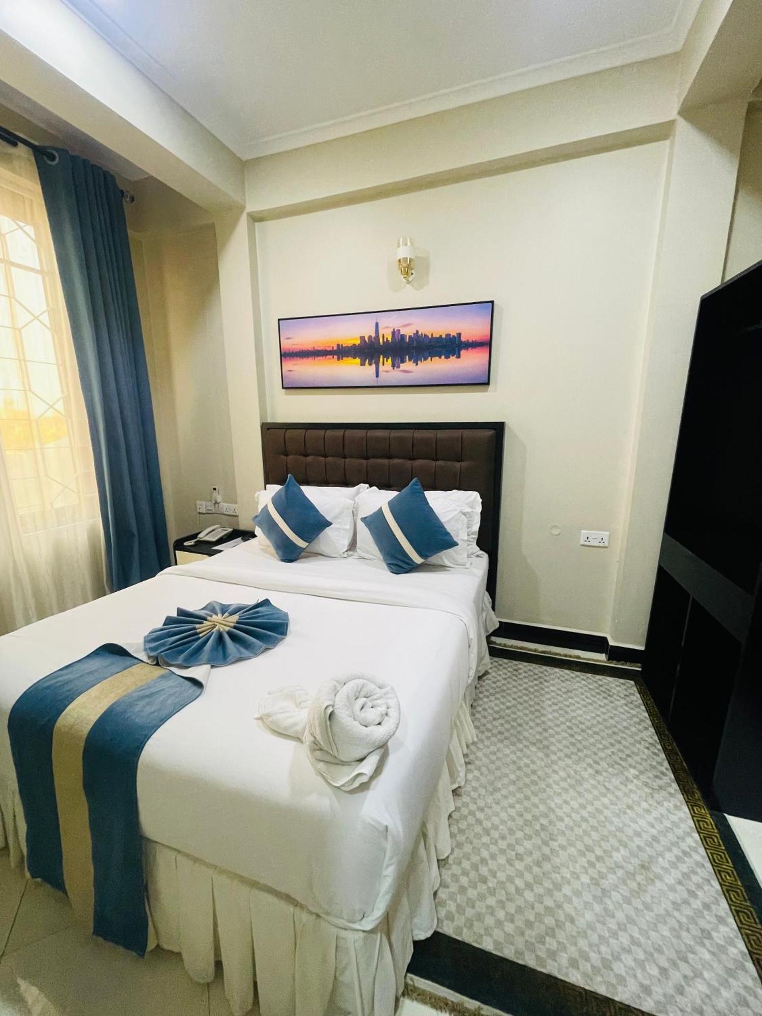 Diary Hotel Dar es Salaam Exterior photo